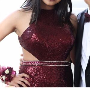 Elizabeth K GLS Collective Burgundy Sequin Open Back Formal Party Dress Gown M